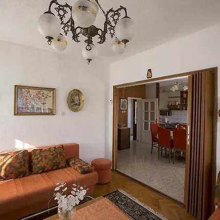 12291a Apartment *