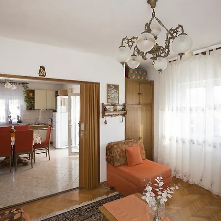 Apartment 12291a Postira